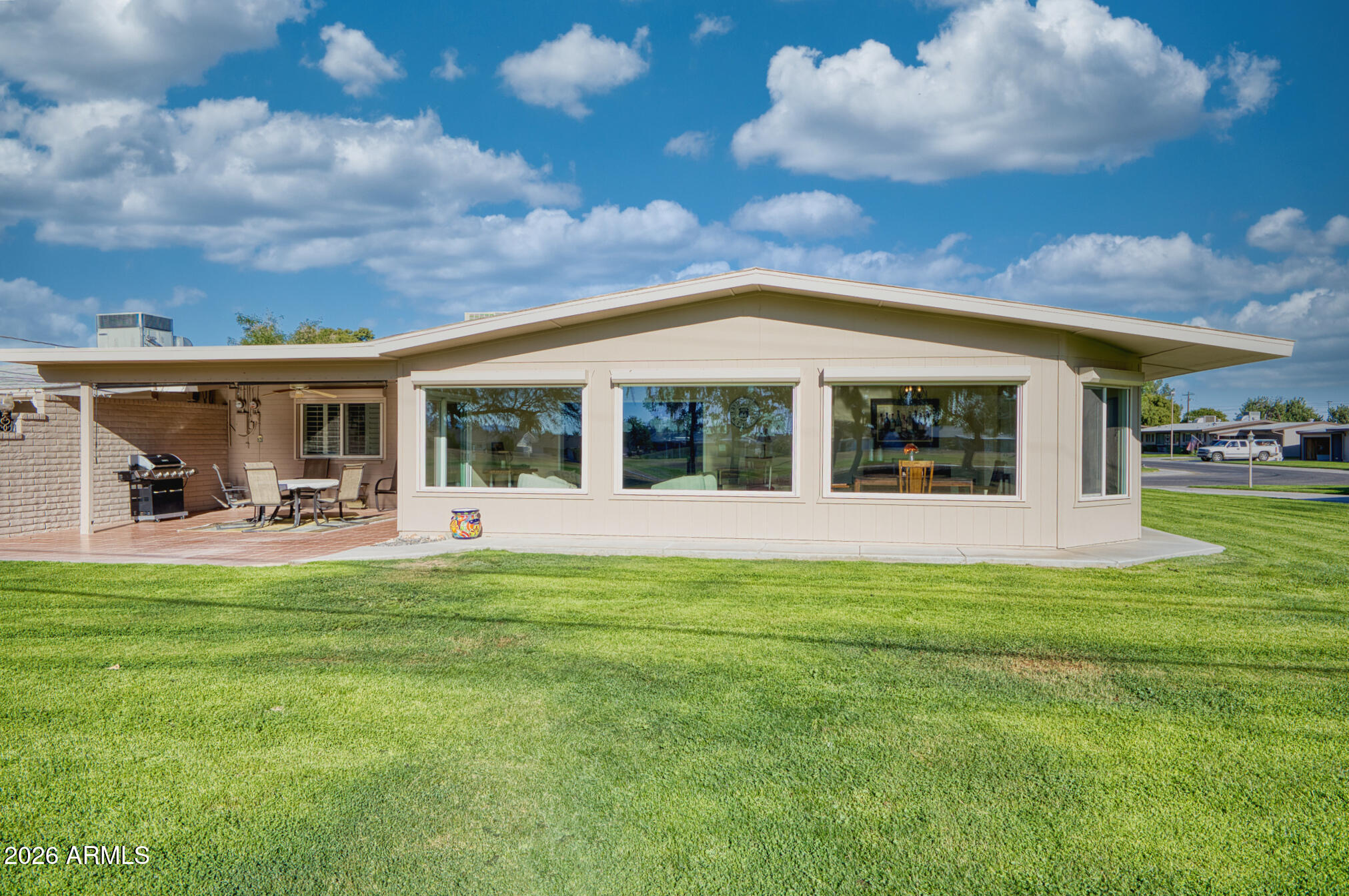 10046 W LAKEVIEW Circle N