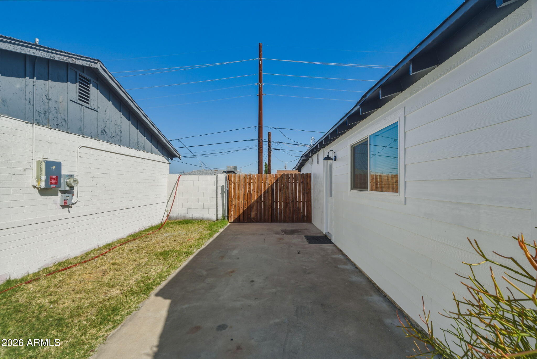 3412 W ROSEWOOD Avenue