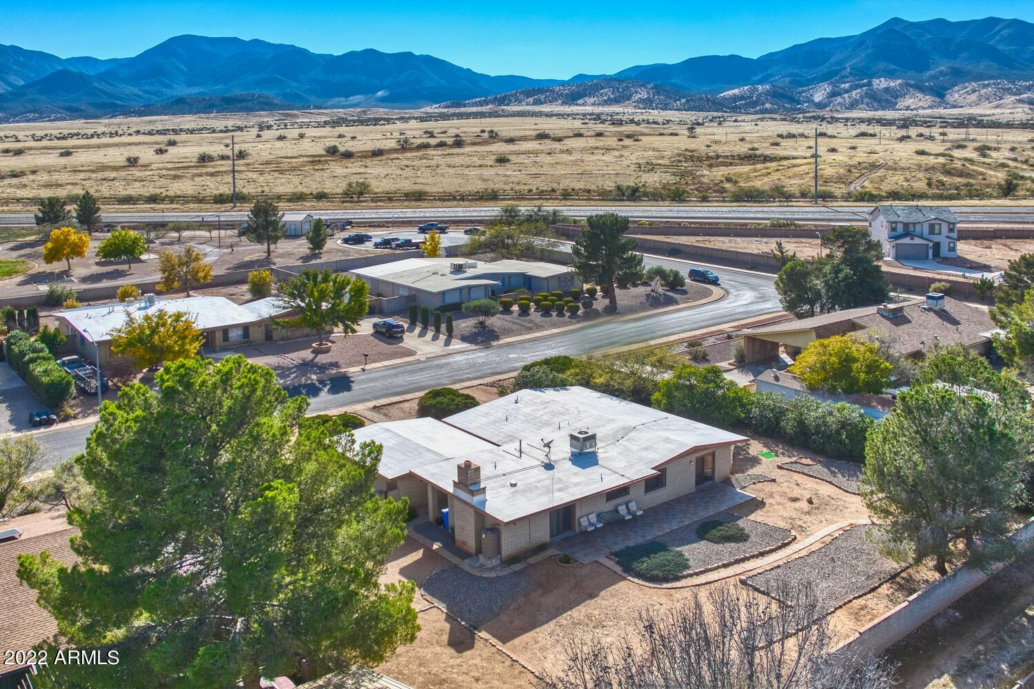 TOWN & COUNTRY ESTATES UNIT 11 - Residential