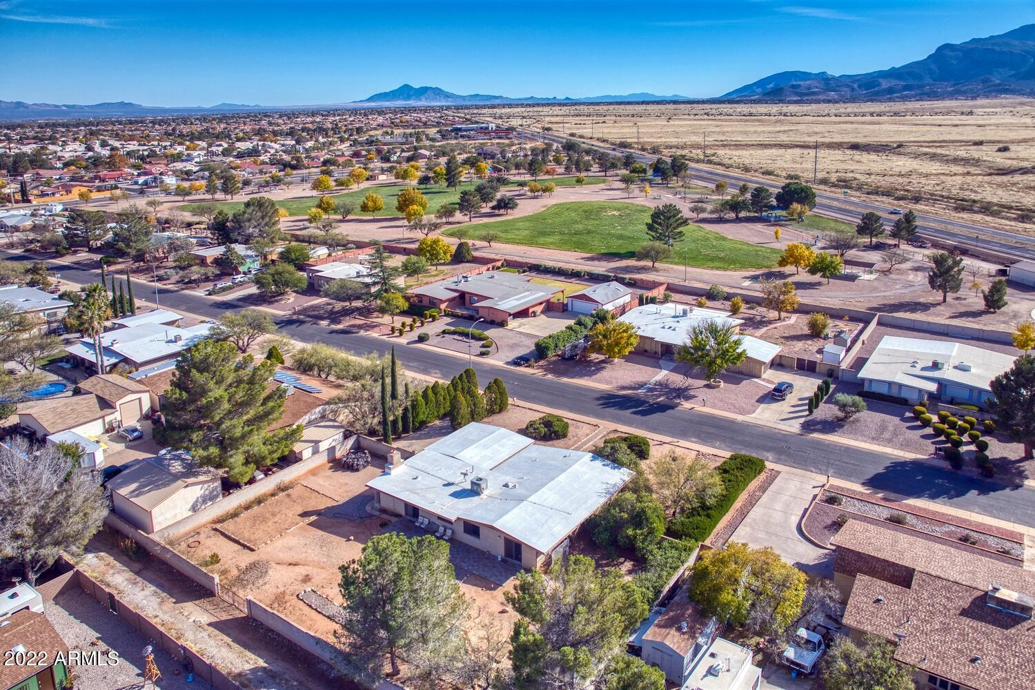 TOWN & COUNTRY ESTATES UNIT 11 - Residential