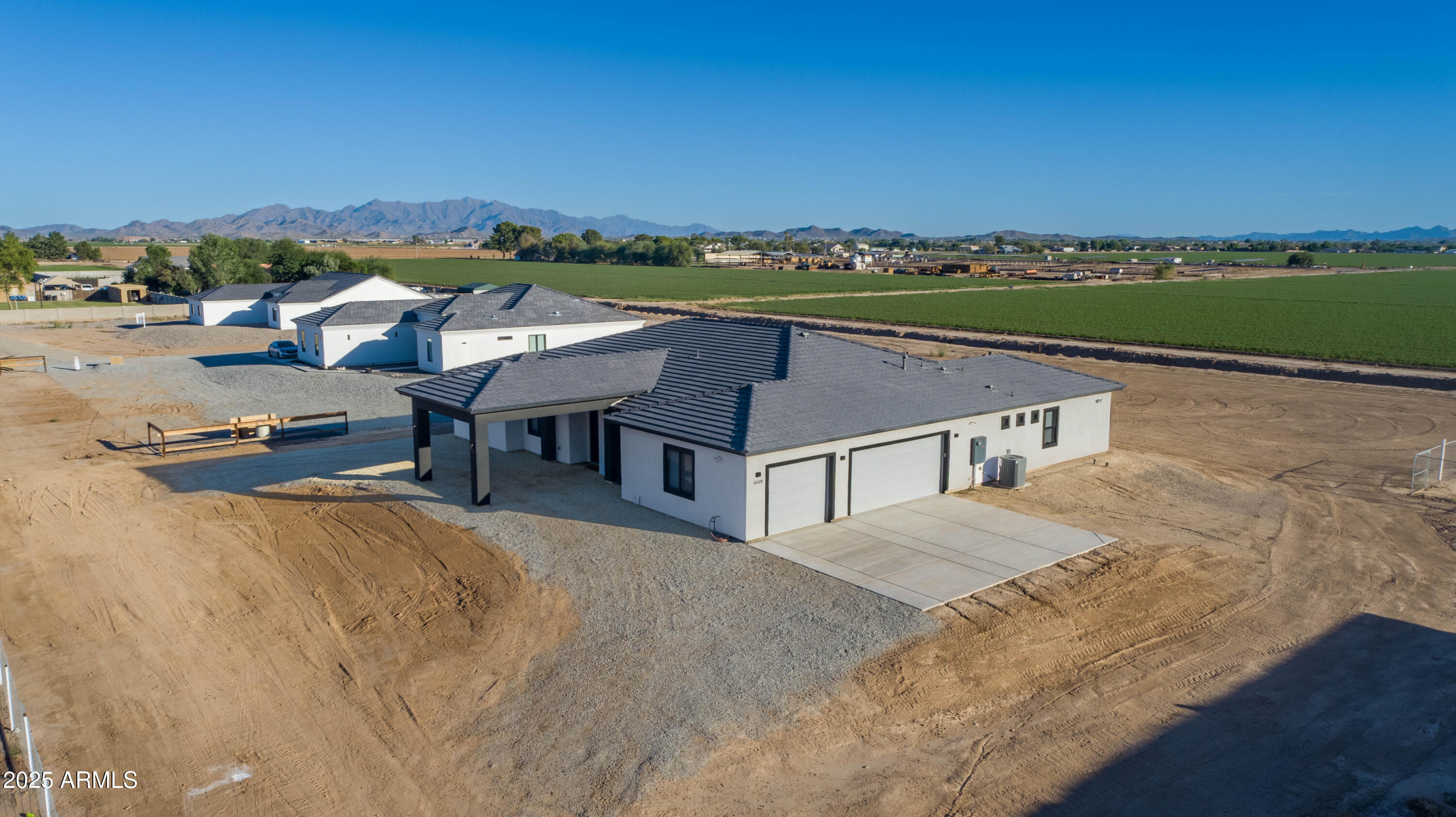 22123 W HARWELL Road