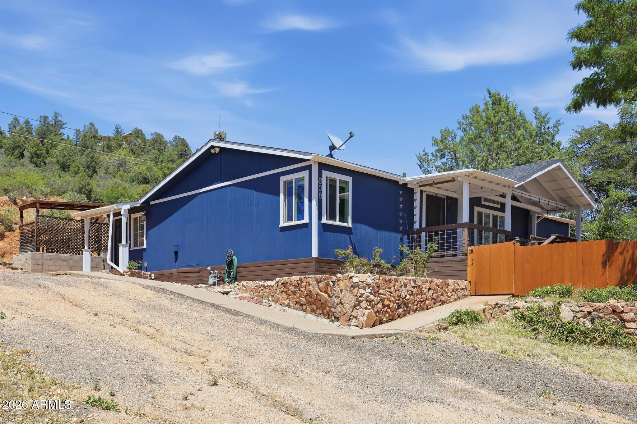 508 W FRONTIER Street