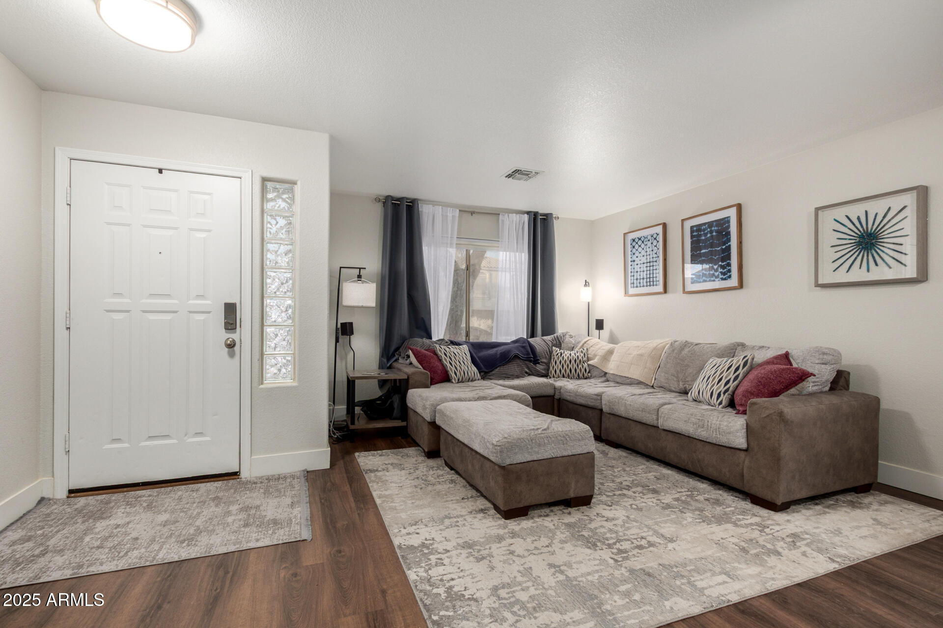 16693 W MORELAND Street