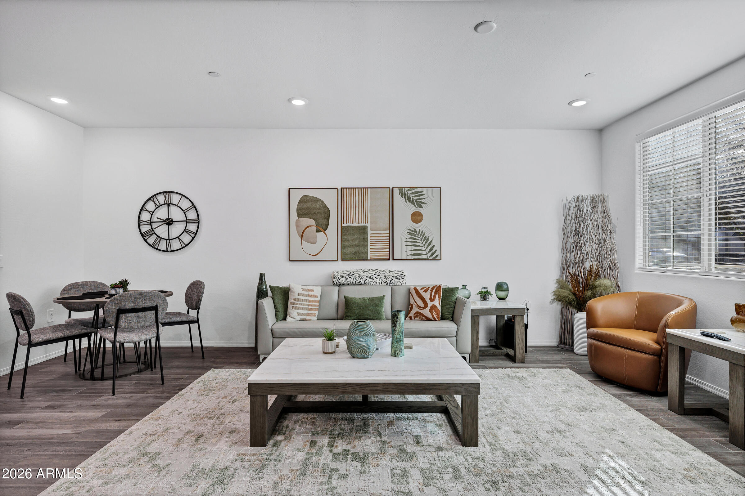 1825 E HAMPTON Lane 106