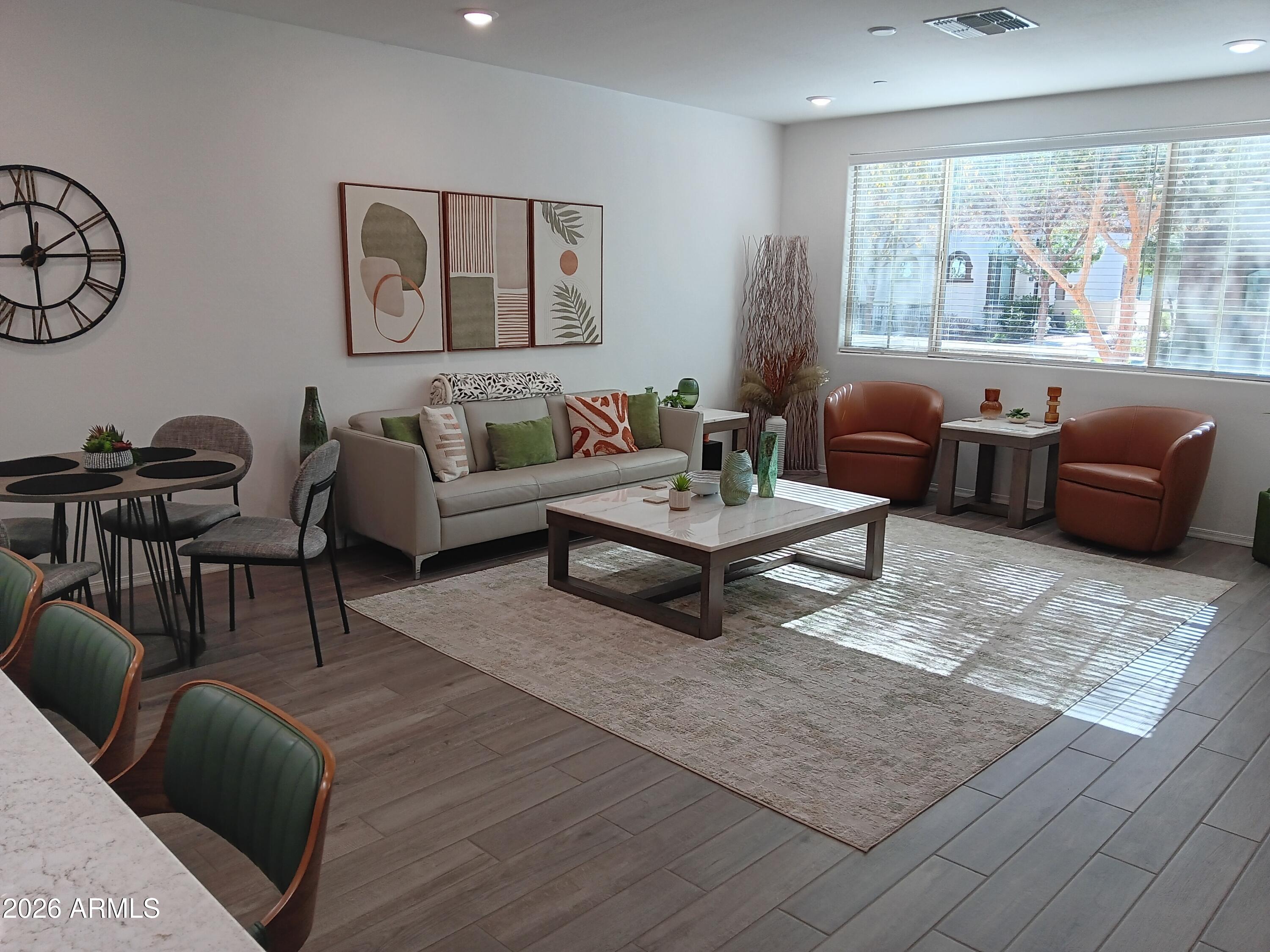 1825 E HAMPTON Lane 106