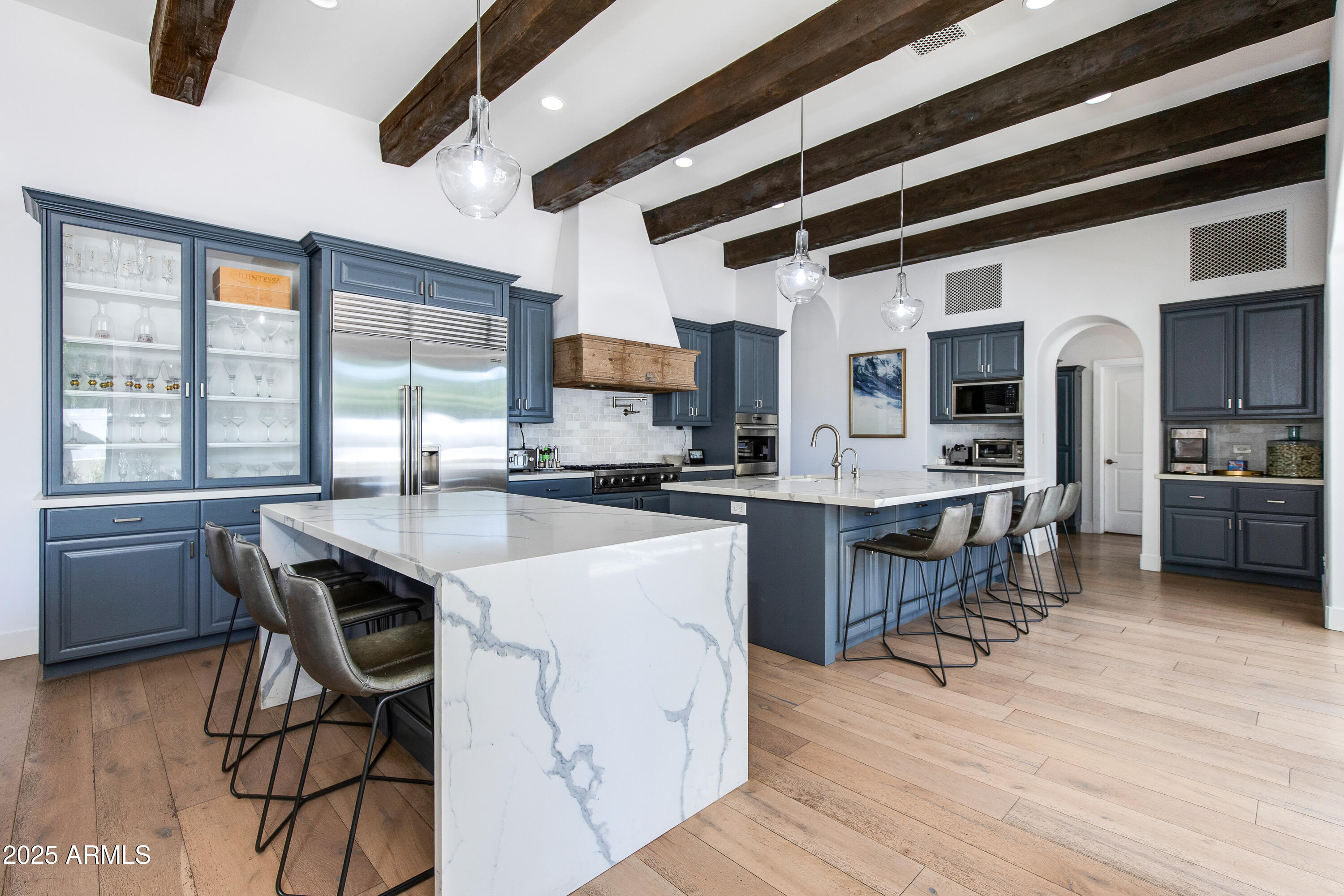 4725 N LAUNFAL Avenue