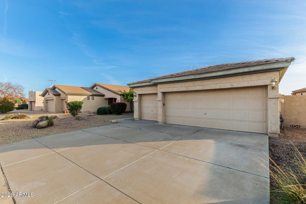 Photo of 14625 W Amelia Avenue, Goodyear, AZ 85395 (MLS # 6963084)
