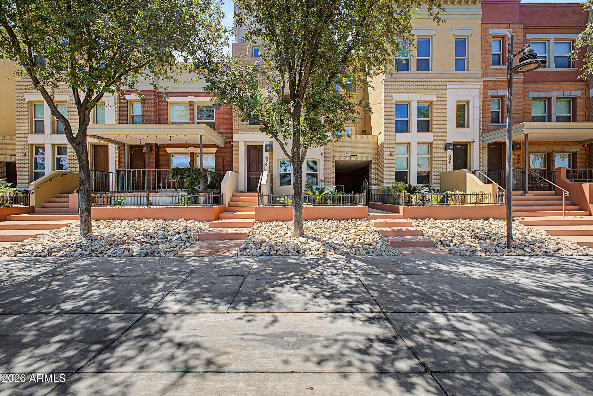 BROWNSTONE AT HYDE PARK 2ND AMD - Residential