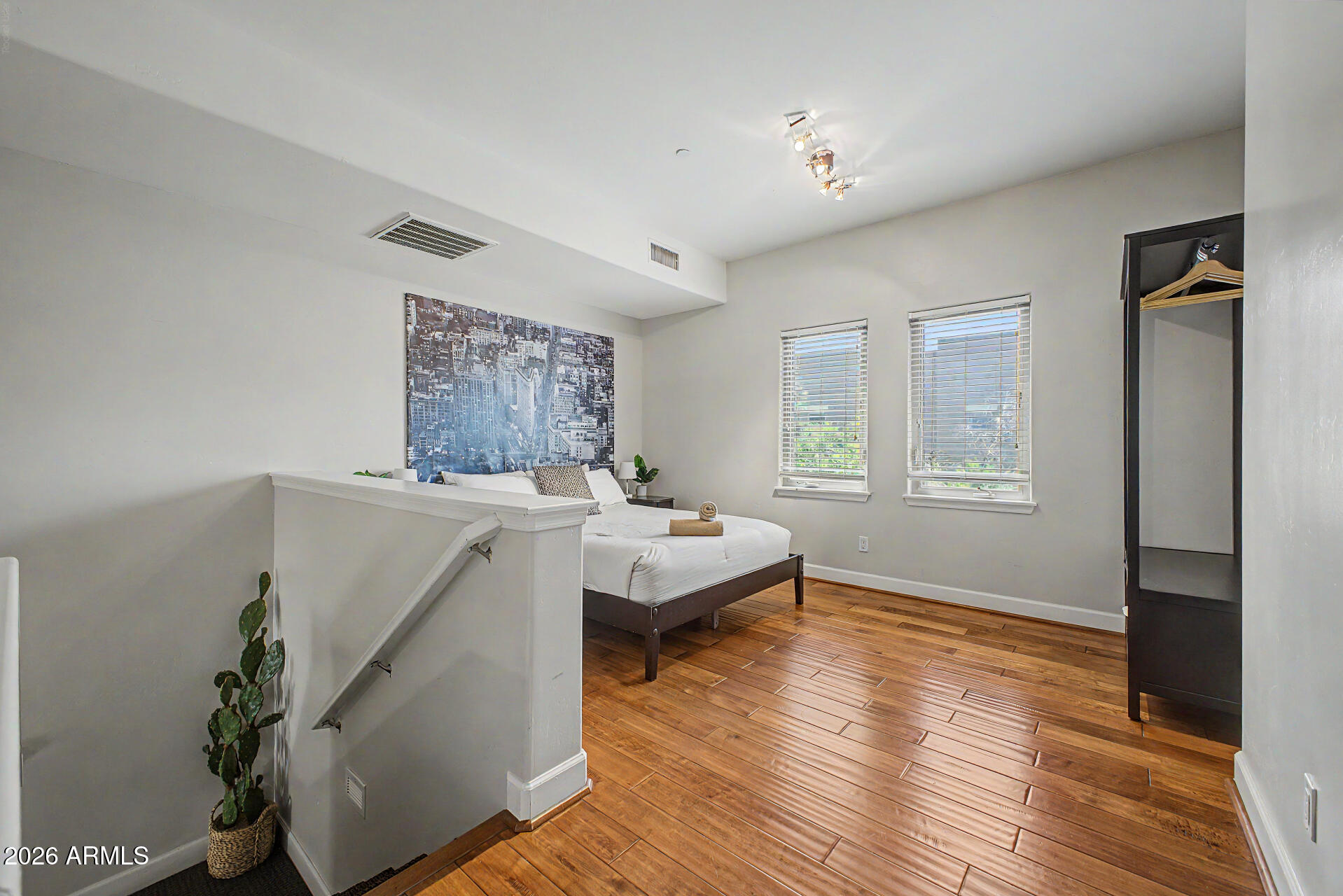 BROWNSTONE AT HYDE PARK 2ND AMD - Residential