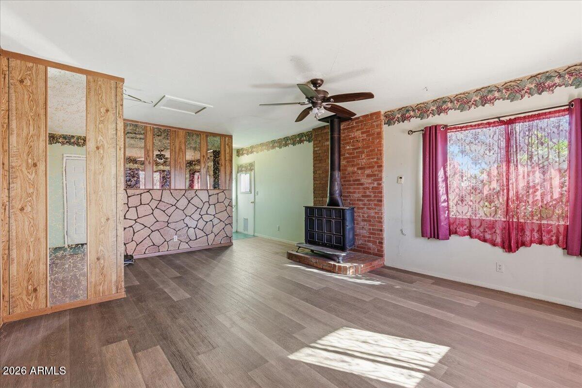 1720 E CYPRUS Street