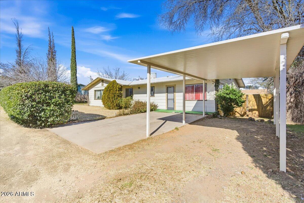 1720 E CYPRUS Street