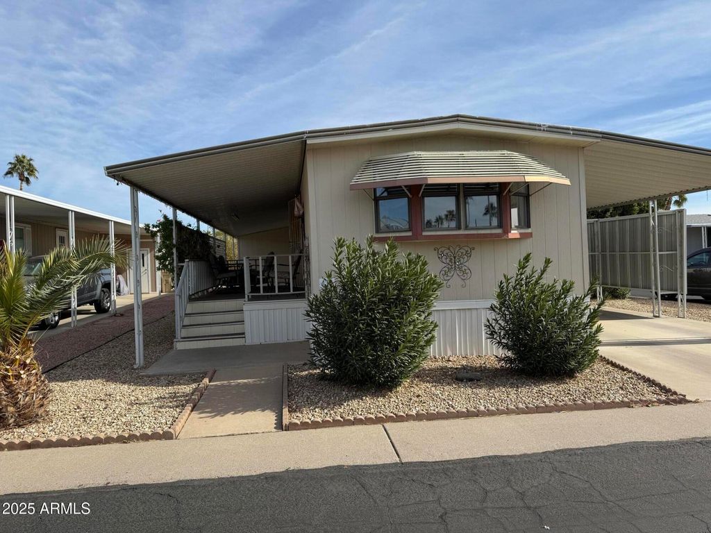 Photo of 301 S Signal Butte Road #FRNT, Apache Junction, AZ 85120 (MLS # 6987951)