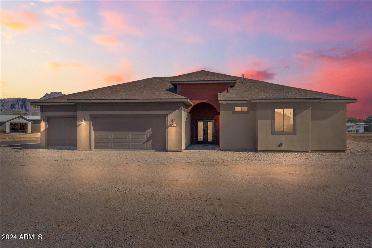 2009 S RAINDANCE Road