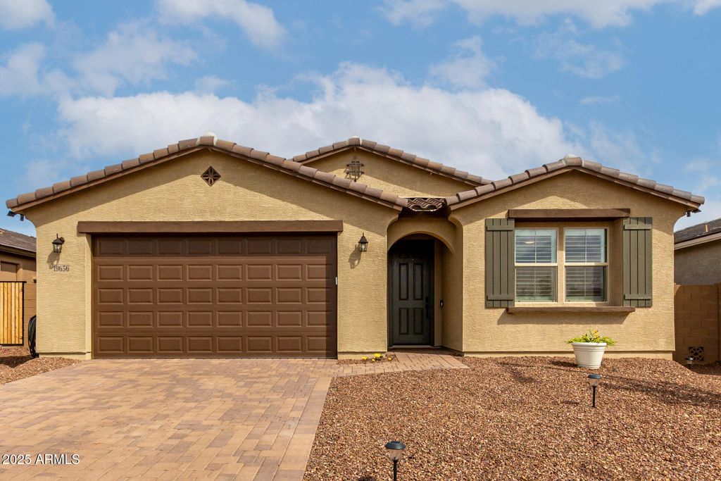 Photo of 19656 W Cambridge Avenue, Buckeye, AZ 85396 (MLS # 6921922)