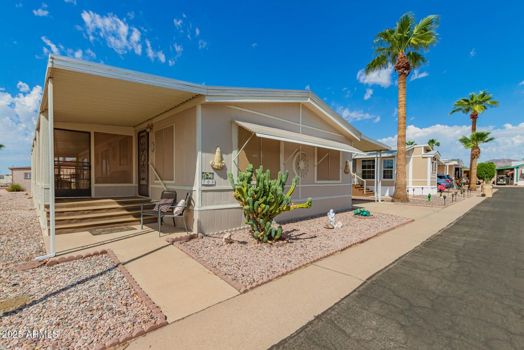 Photo of 301 S Signal Butte Road #706, Apache Junction, AZ 85120 (MLS # 6925233)