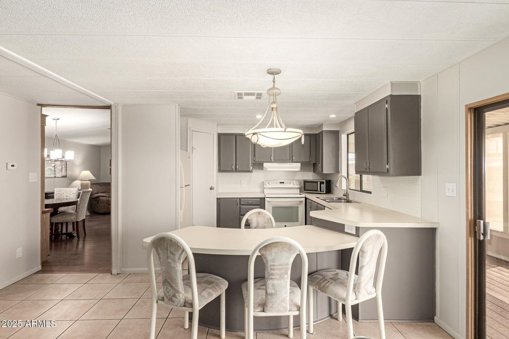 Photo of 301 S Signal Butte Road #706, Apache Junction, AZ 85120 (MLS # 6925233)