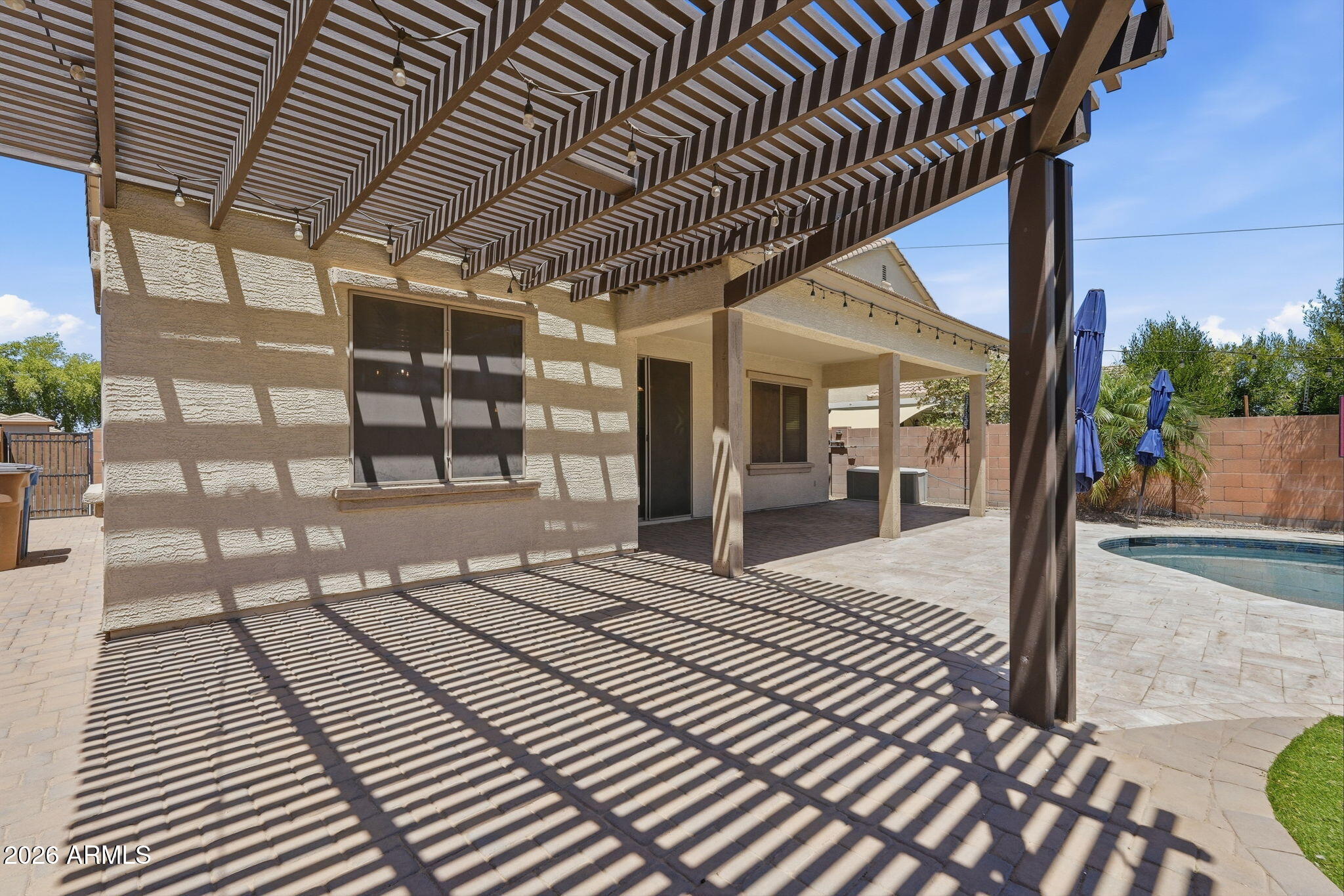 NAUVOO STATION - Residential