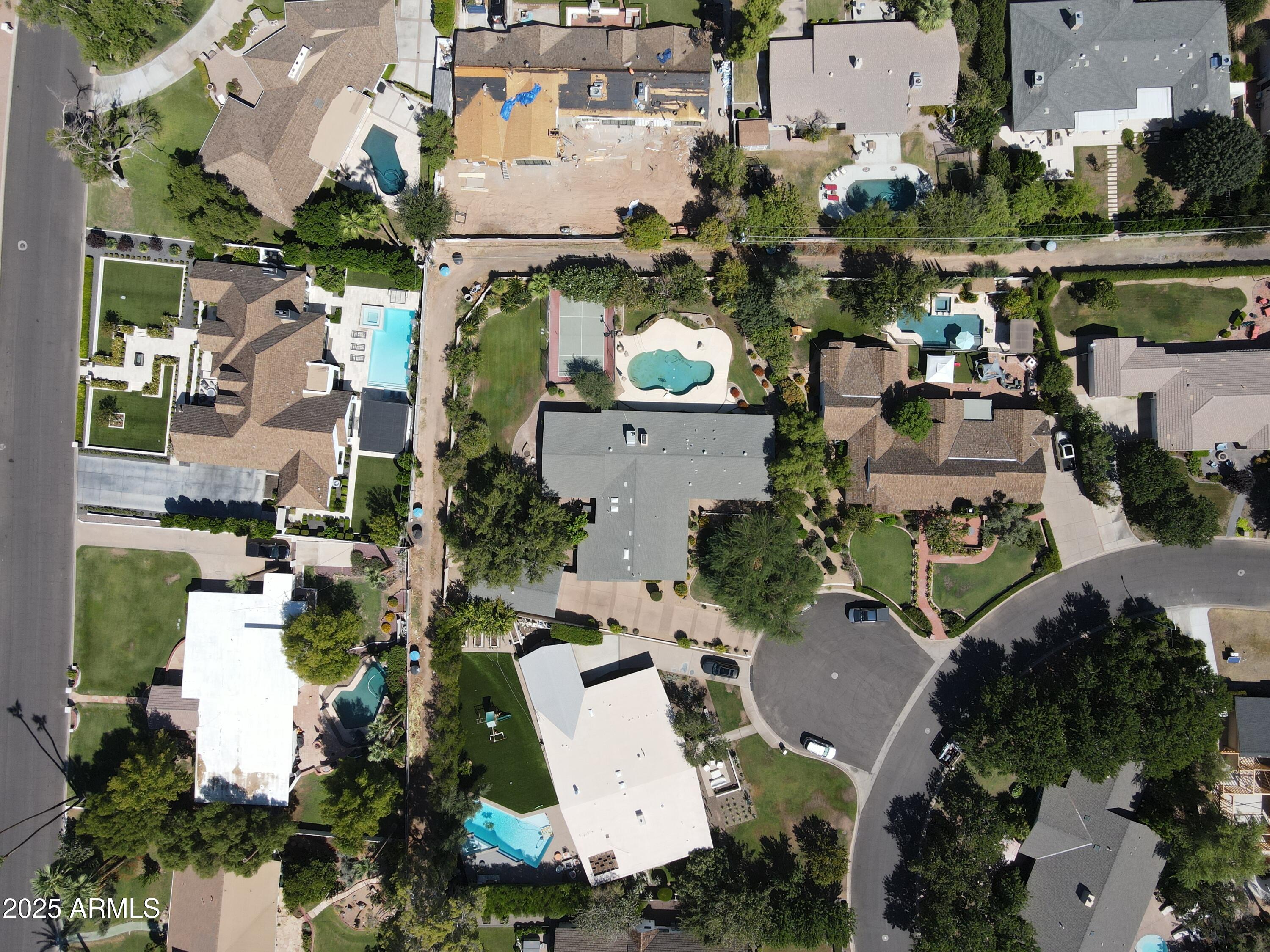 6002 E CALLE ROSA -- 77