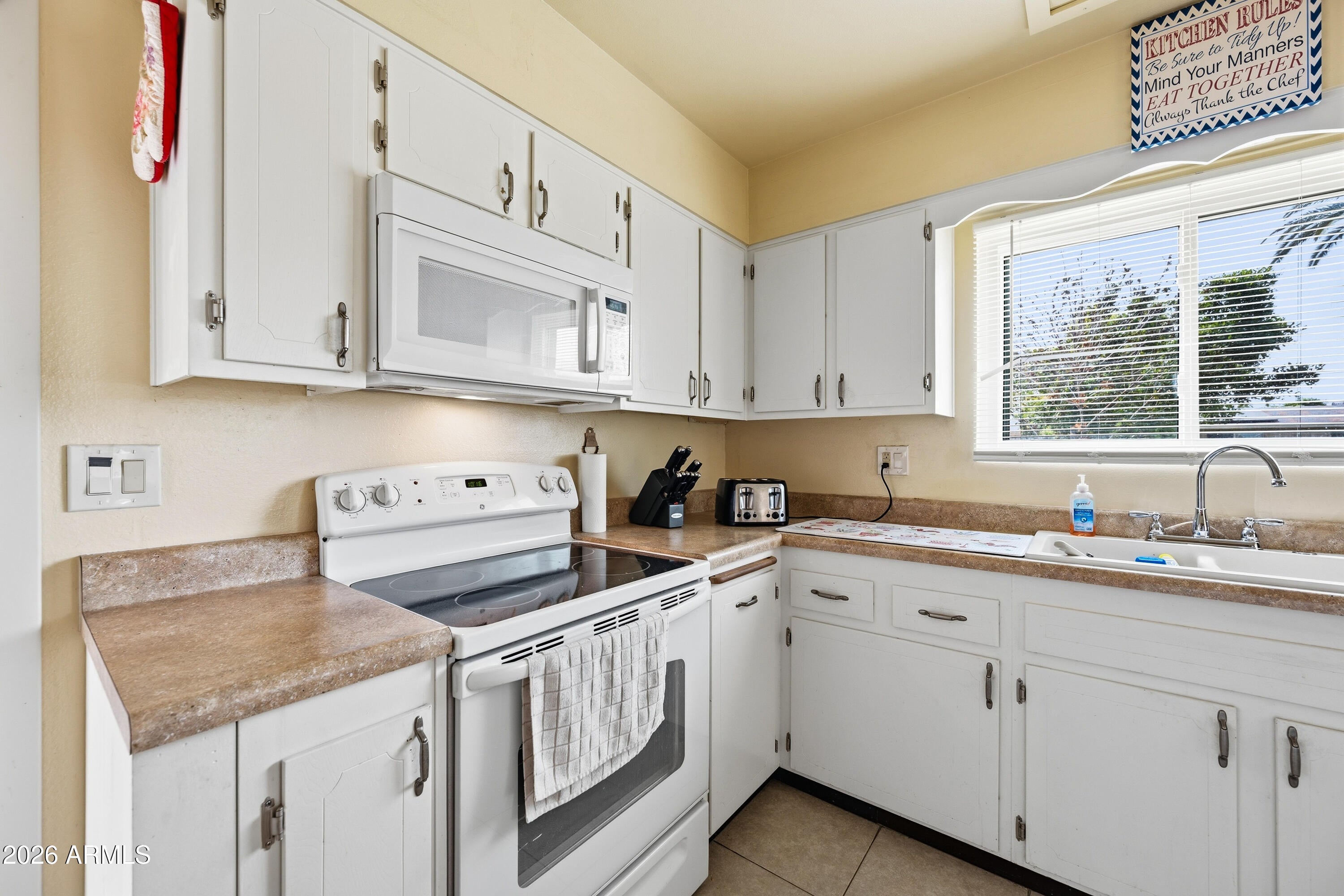 10306 W AUDREY Drive