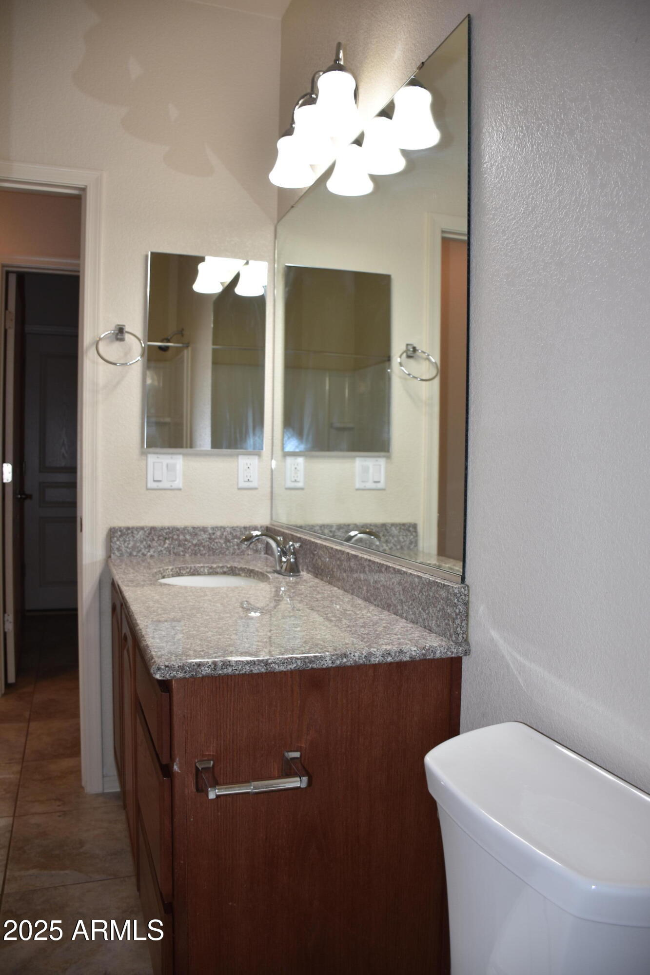RETREAT PHASE 1 - Residential Lease