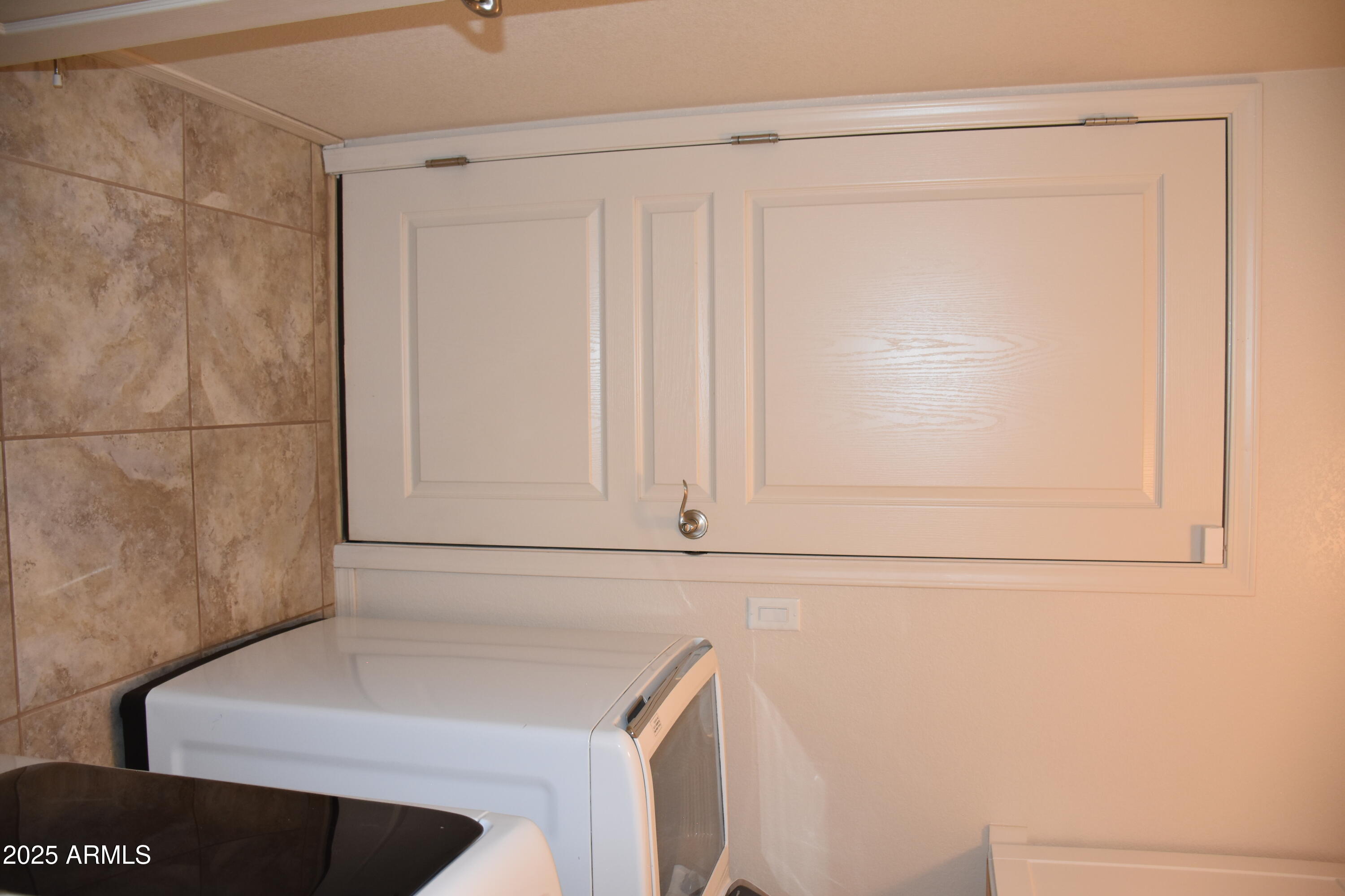 RETREAT PHASE 1 - Residential Lease