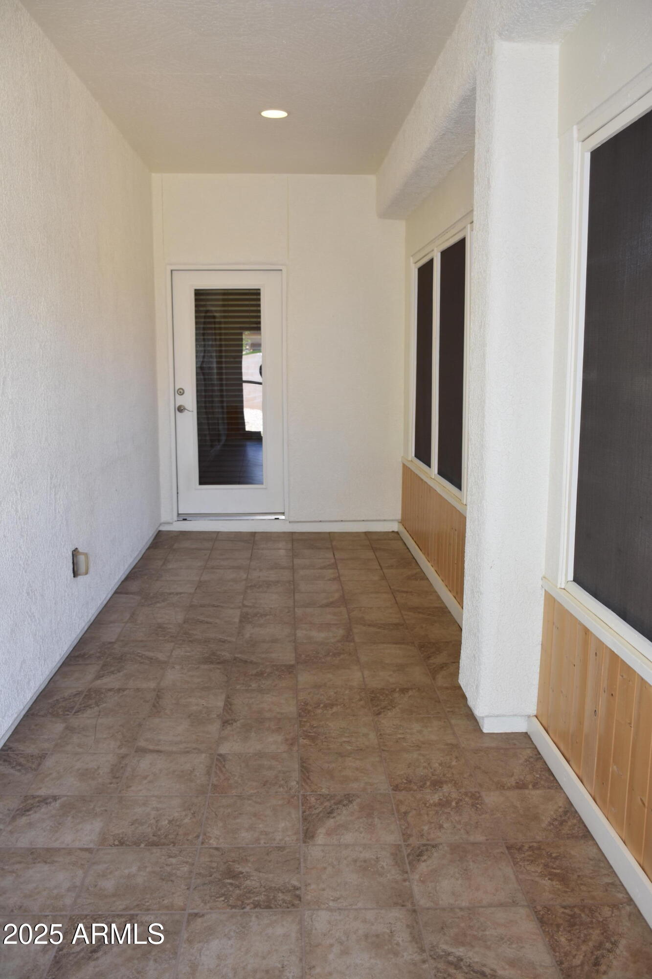 RETREAT PHASE 1 - Residential Lease