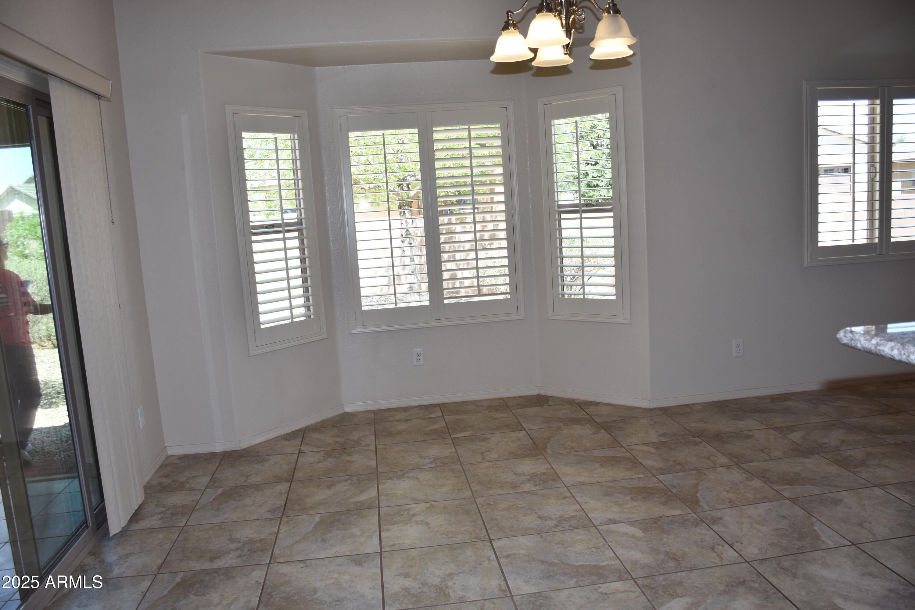 RETREAT PHASE 1 - Residential Lease