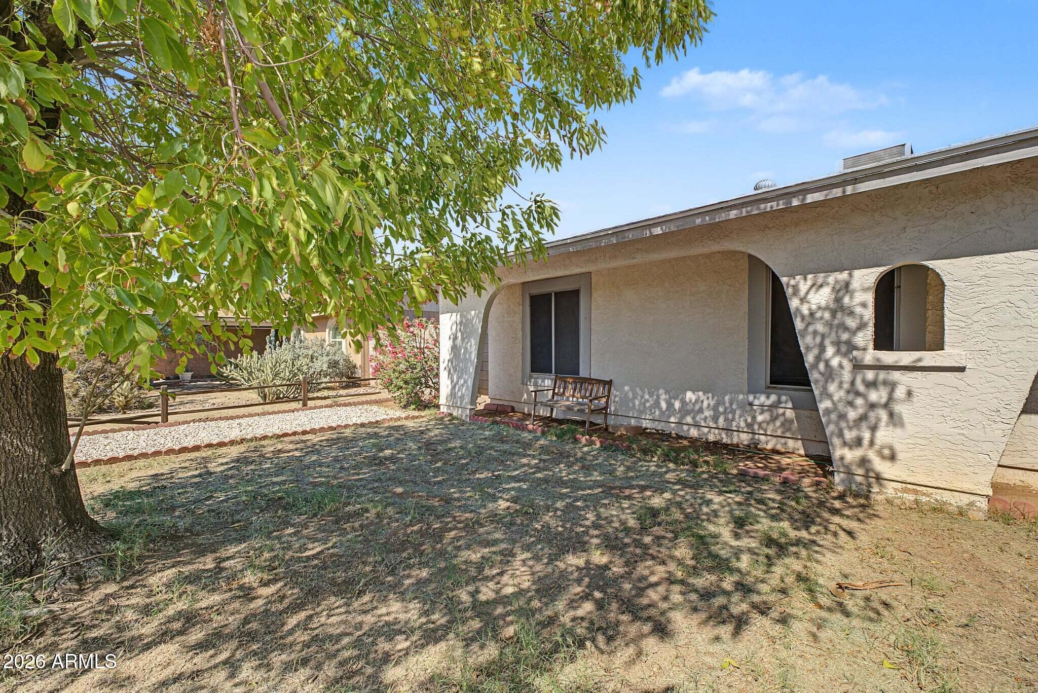 7232 W Sunnyslope Lane
