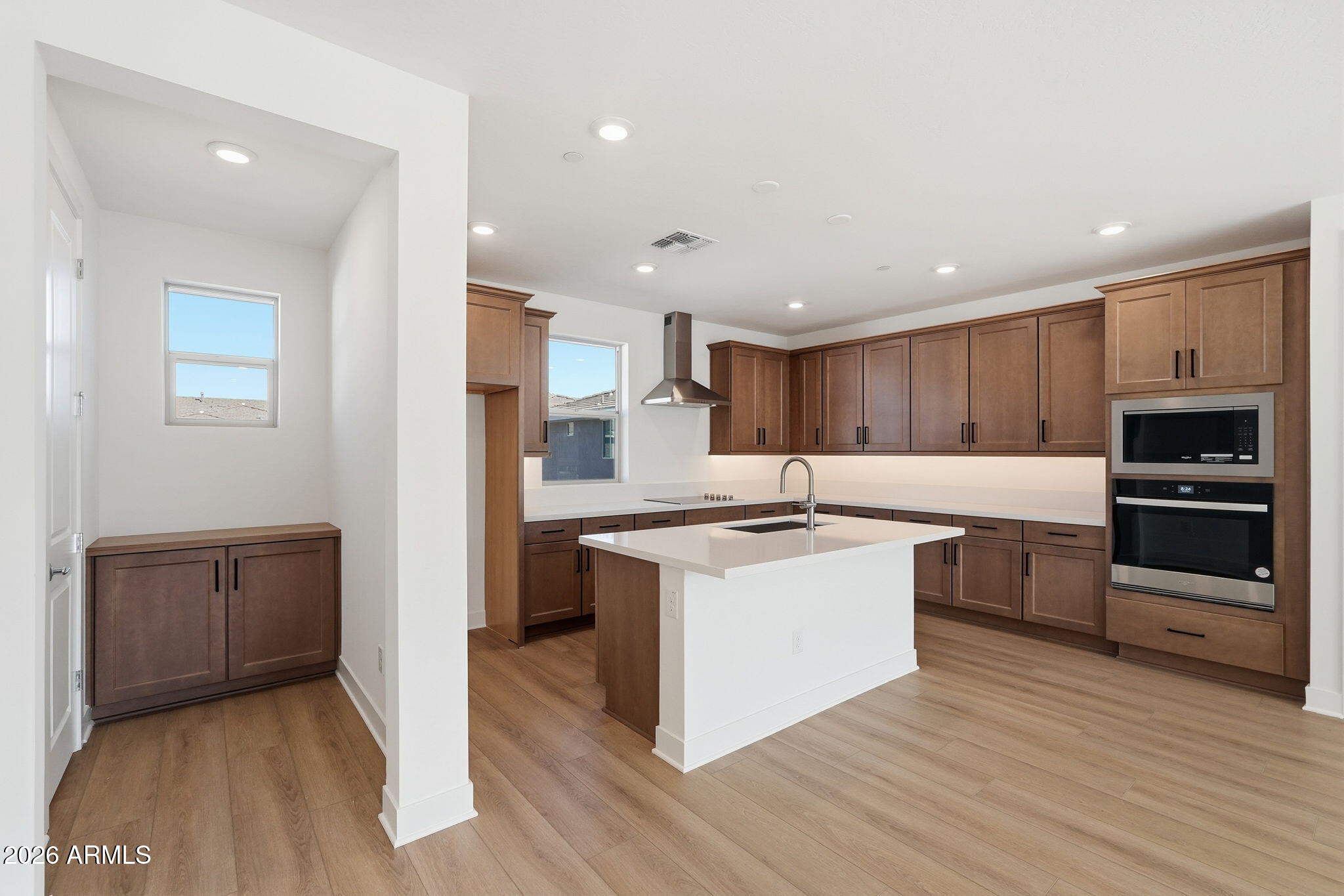 2121 W SONORAN DESERT Drive 115