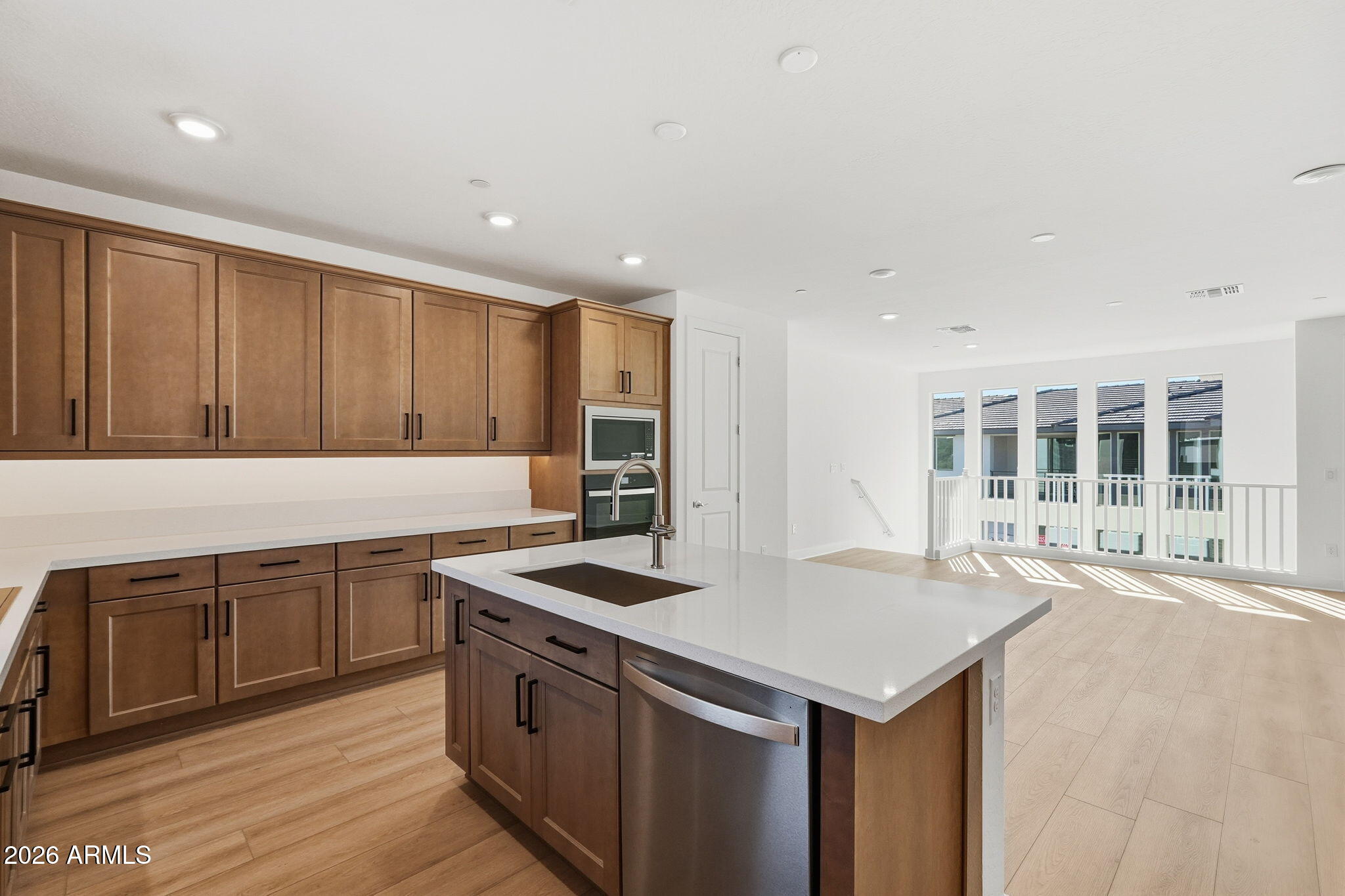 2121 W SONORAN DESERT Drive 115