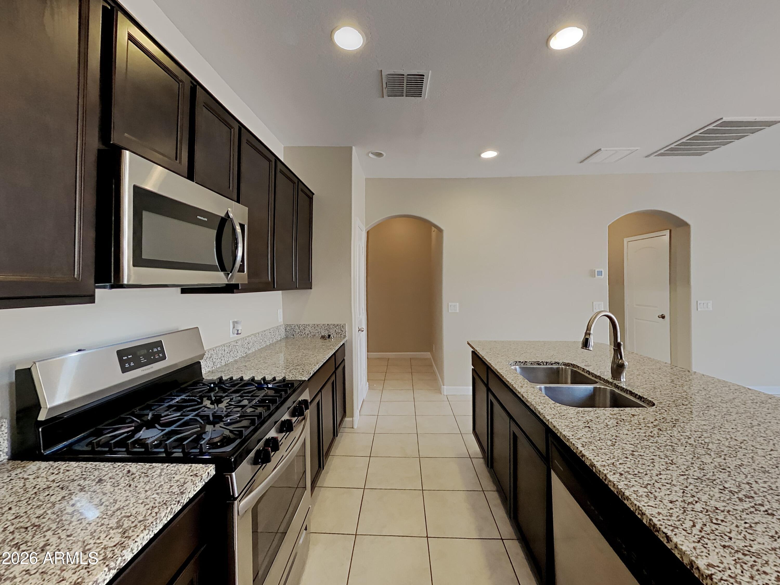 41350 W HOPPER Drive
