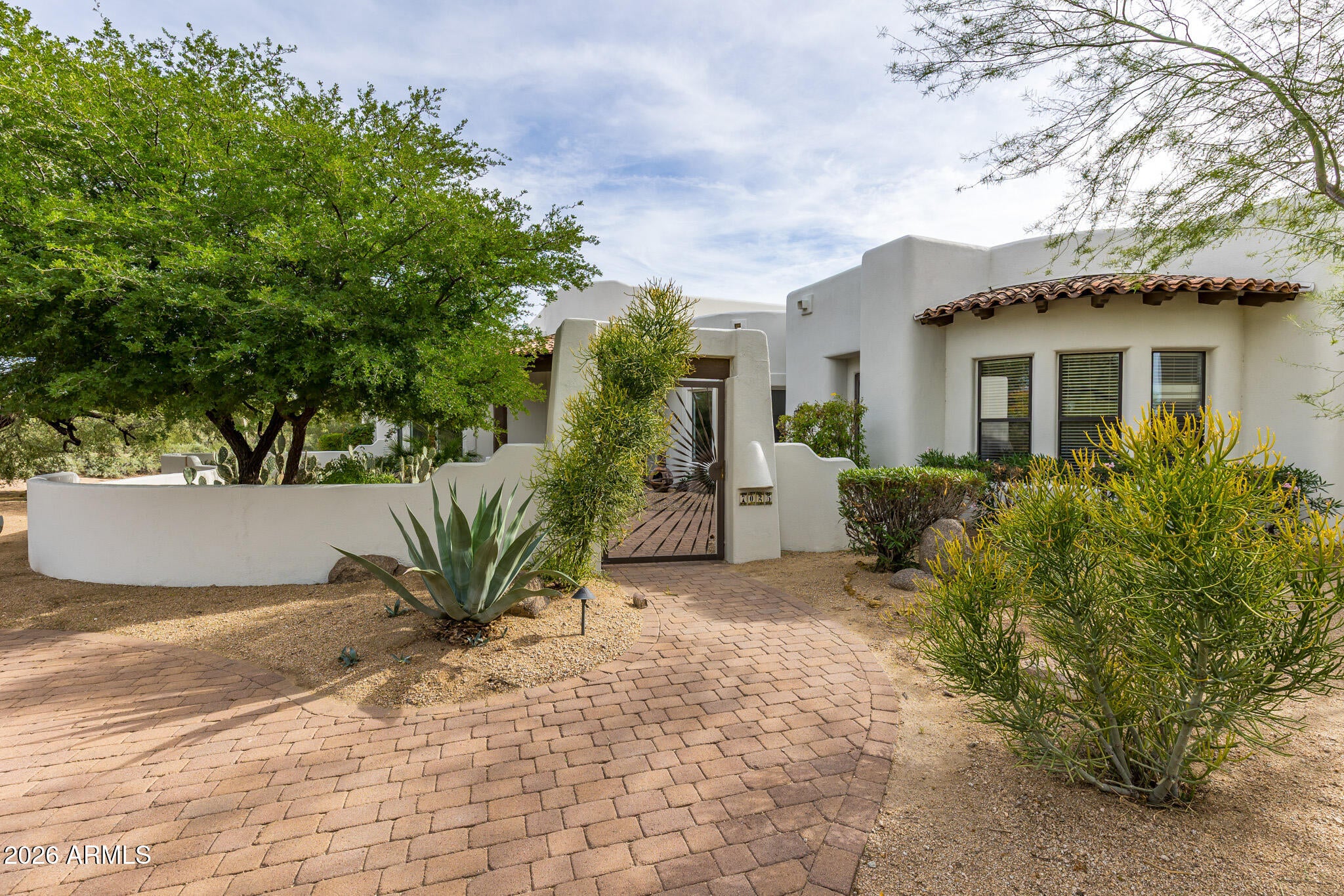 7025 E ASHLER HILLS Drive