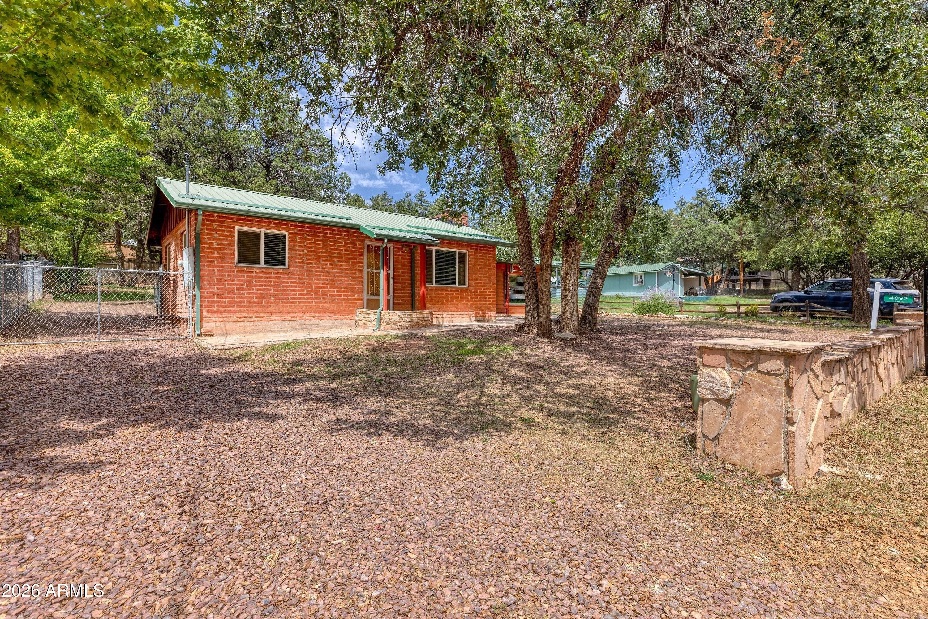 4092 N QUAIL Drive