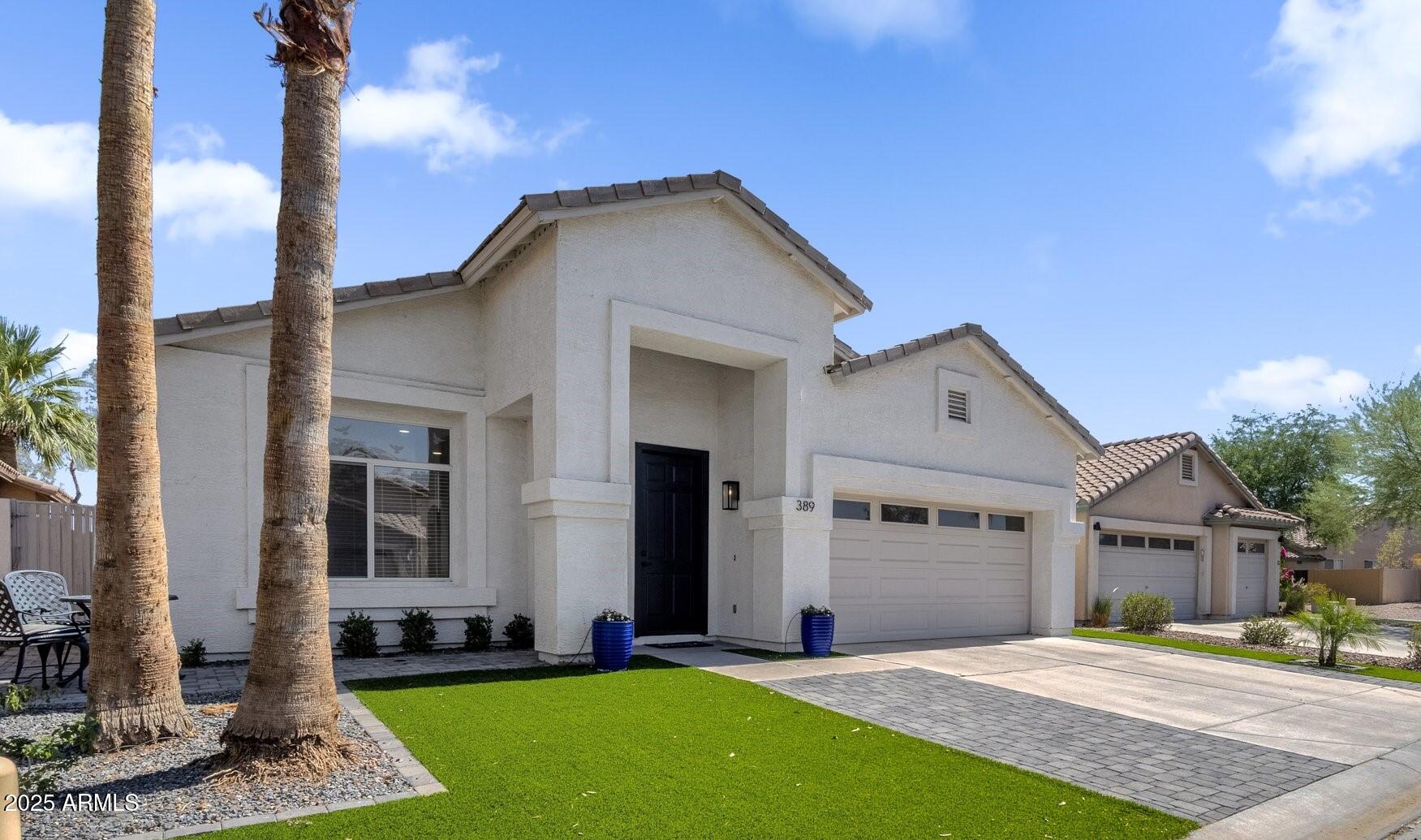 389 W FAIRWAY Place