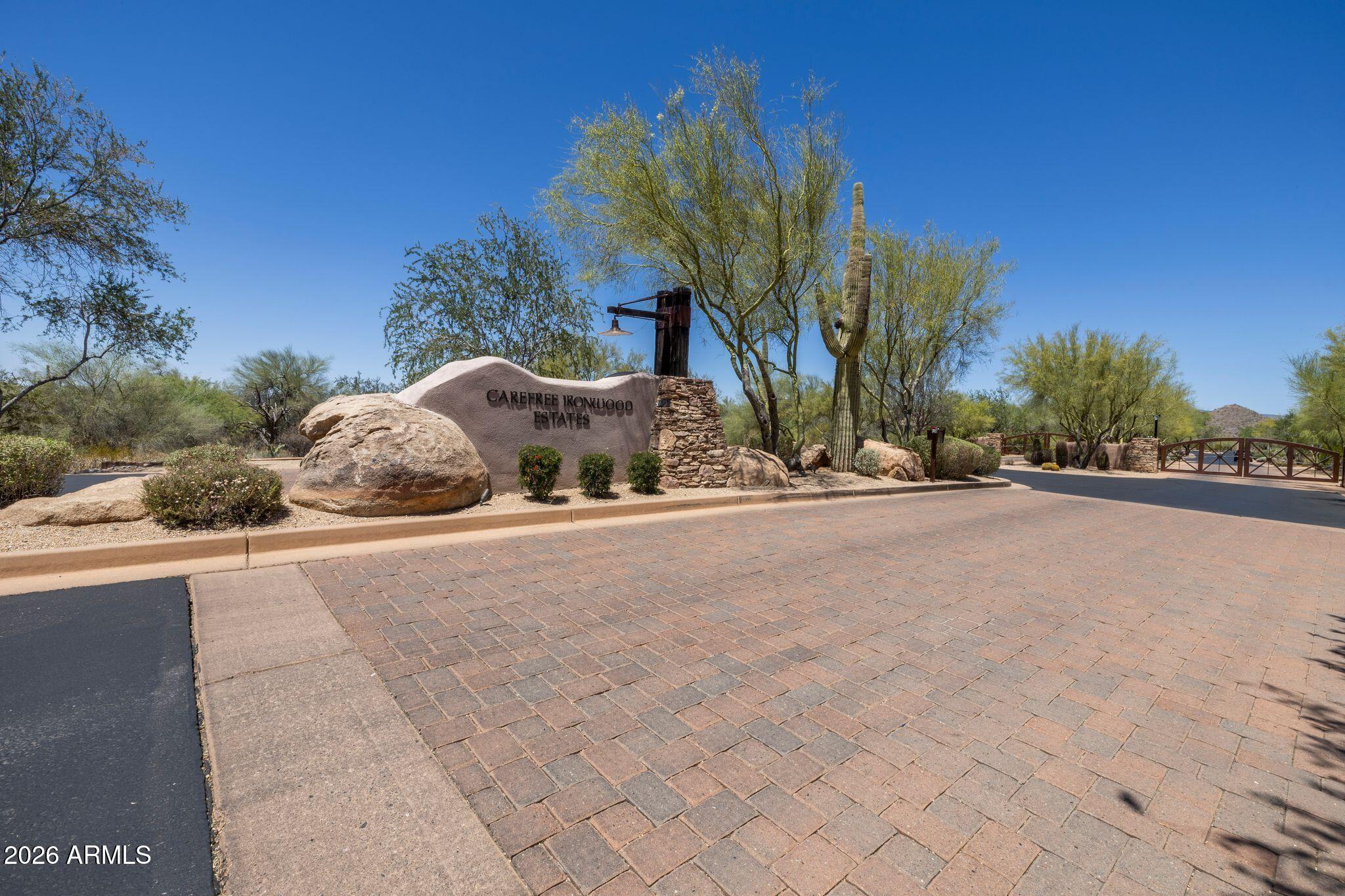 CAREFREE IRONWOOD ESTATES - Residential