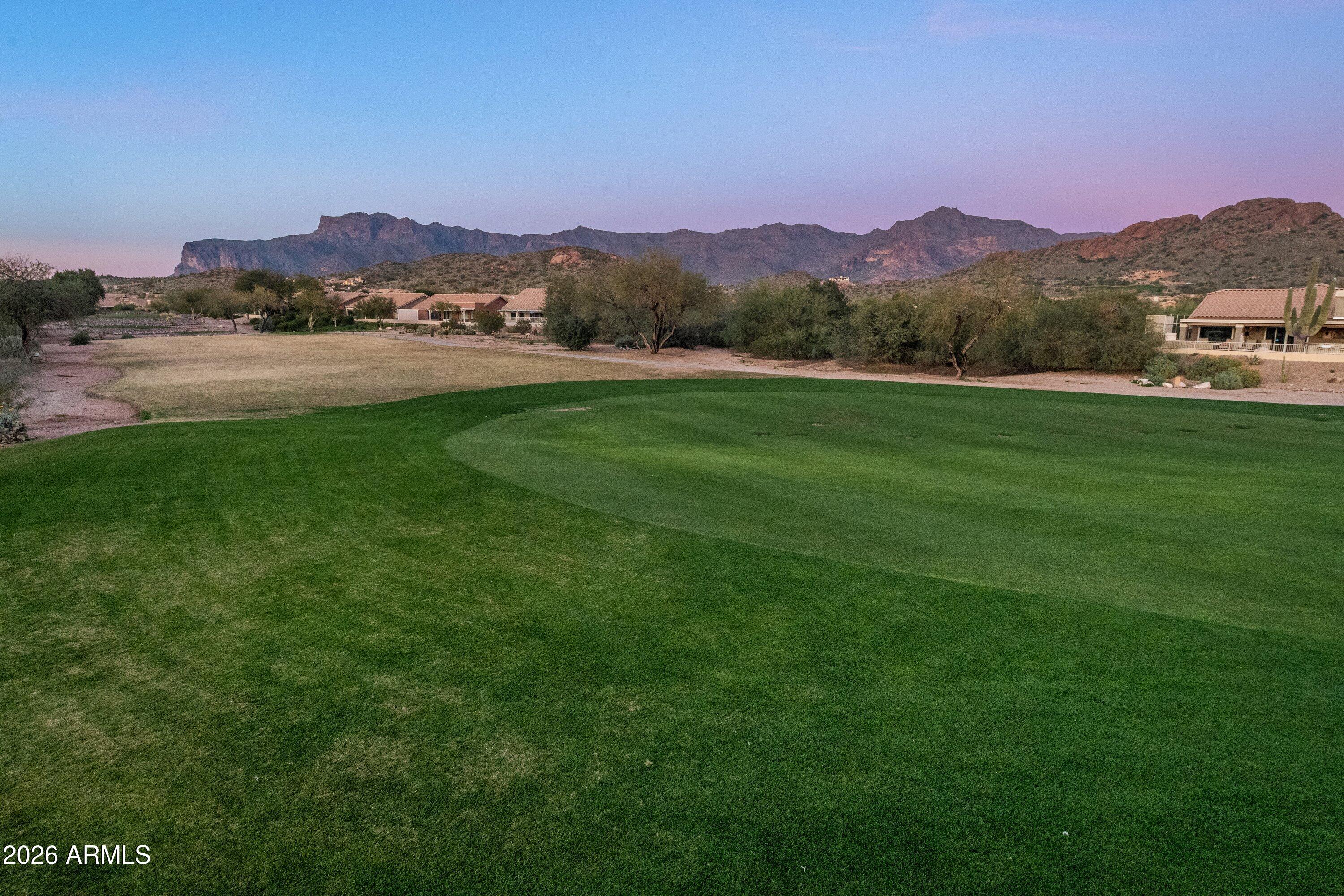 5711 S PINNACLE Drive