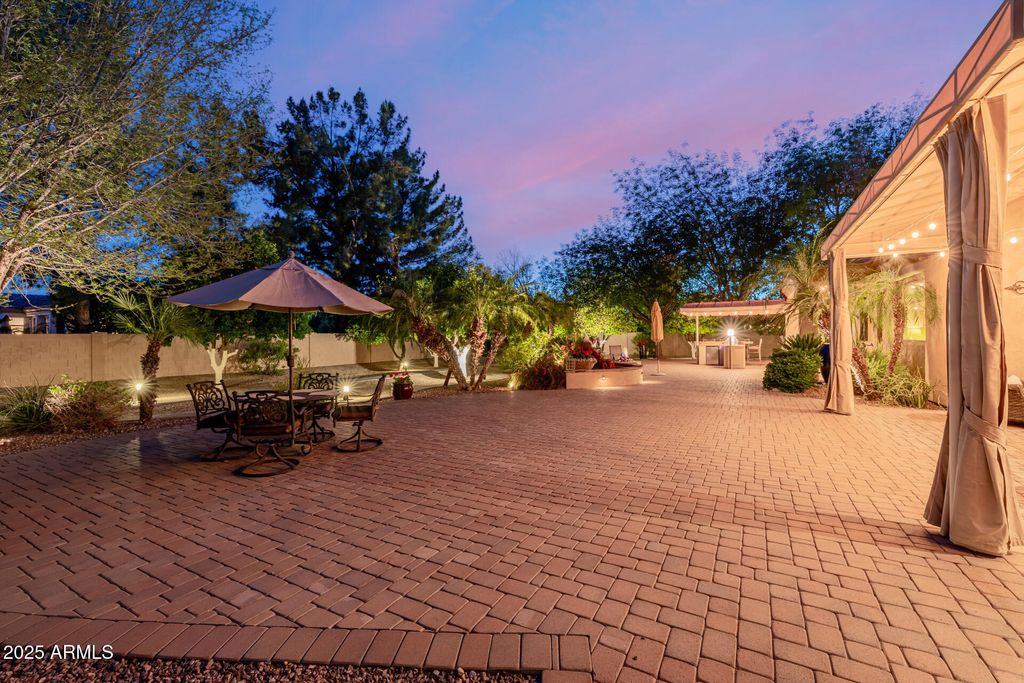 listing image 107