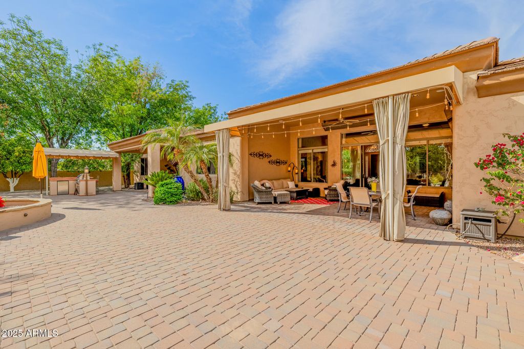 listing image 123