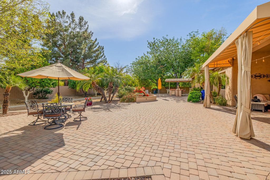 listing image 122