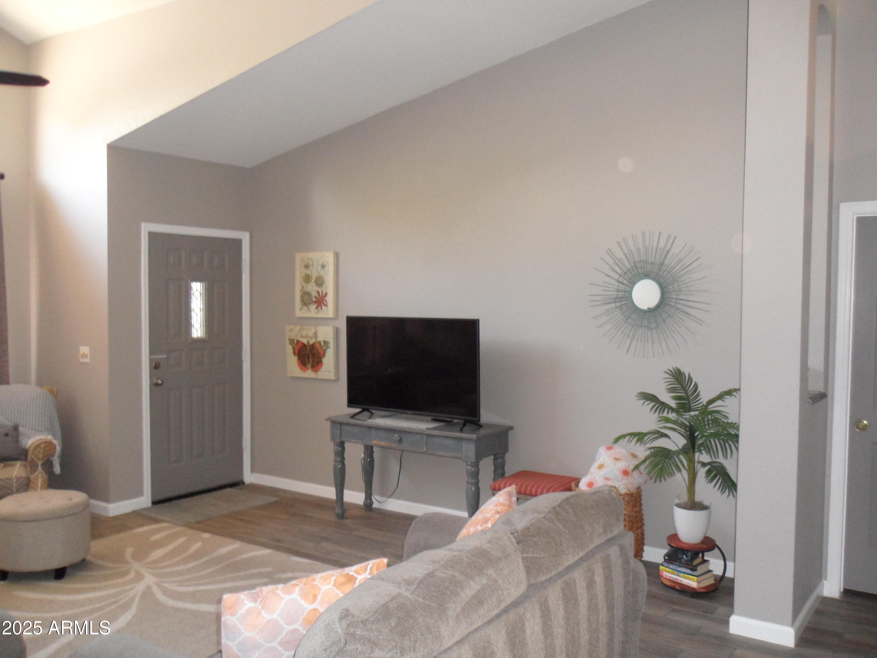1333 N Higley Road 7