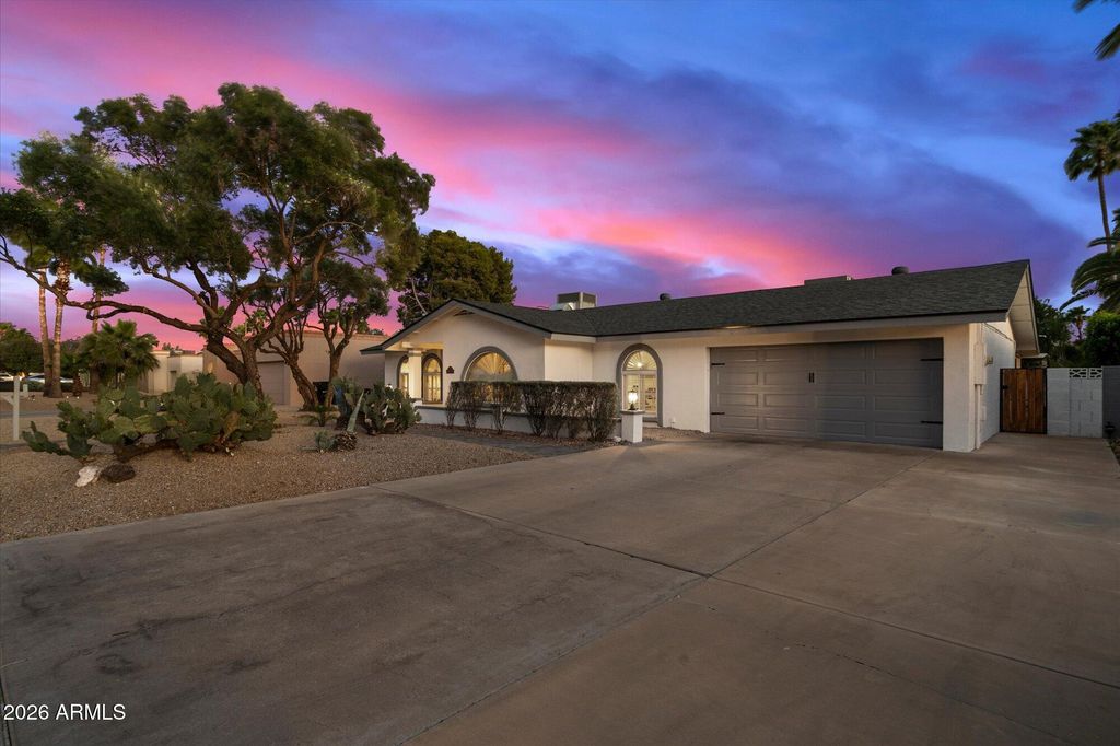 Photo of 5335 E Hillery Drive, Scottsdale, AZ 85254 (MLS # 6997502)