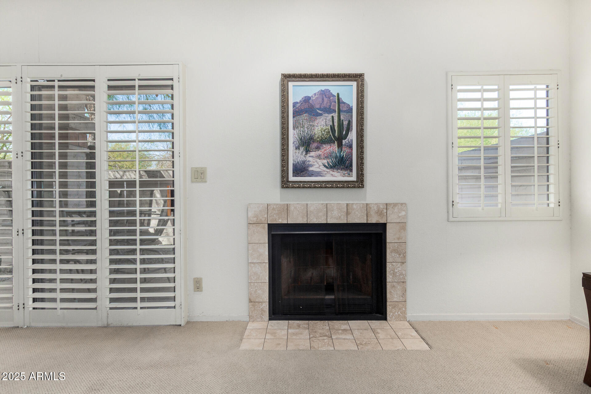 9705 E MOUNTAIN VIEW Road 1064