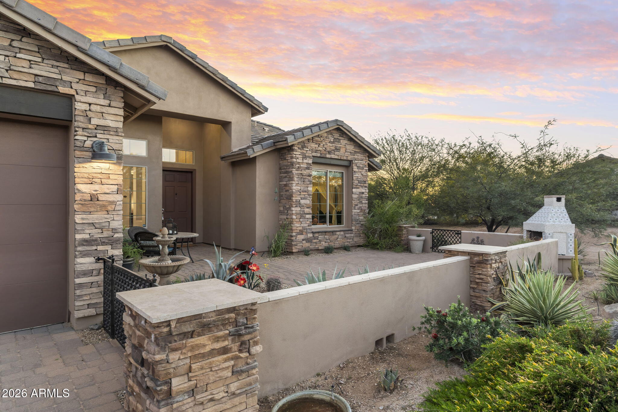 5731 E WINDSTONE Trail