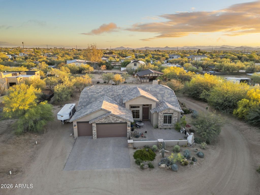 Photo of 5731 E Windstone Trail, Cave Creek, AZ 85331 (MLS # 7002159)
