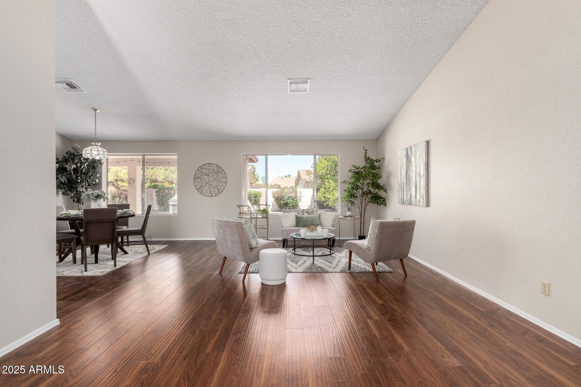 10514 E FLINTLOCK Drive