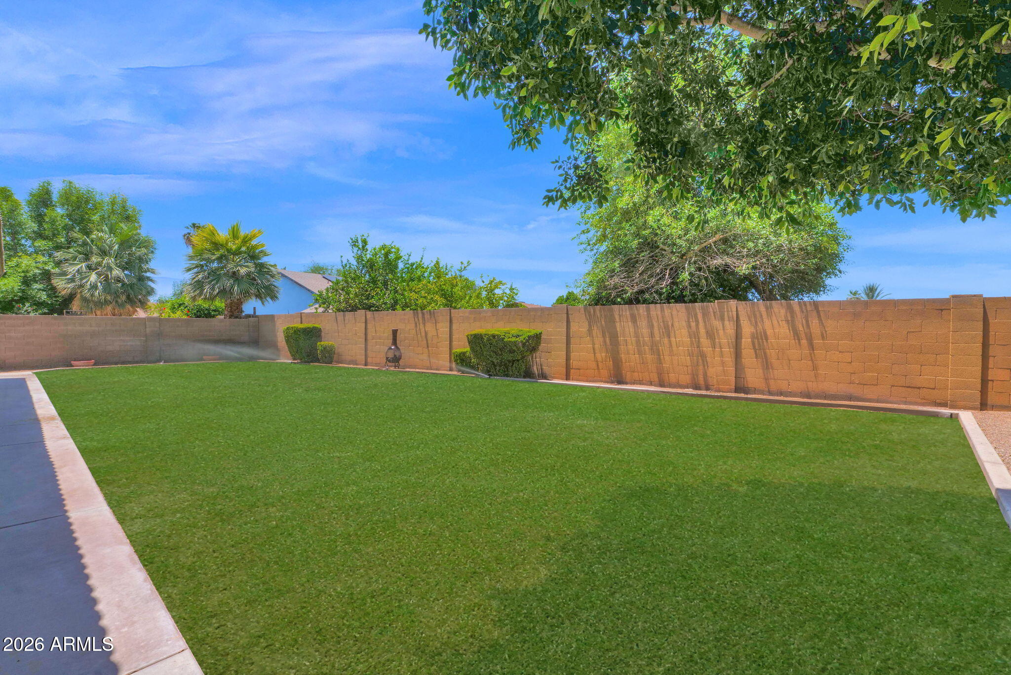 360 S PINEVIEW Drive