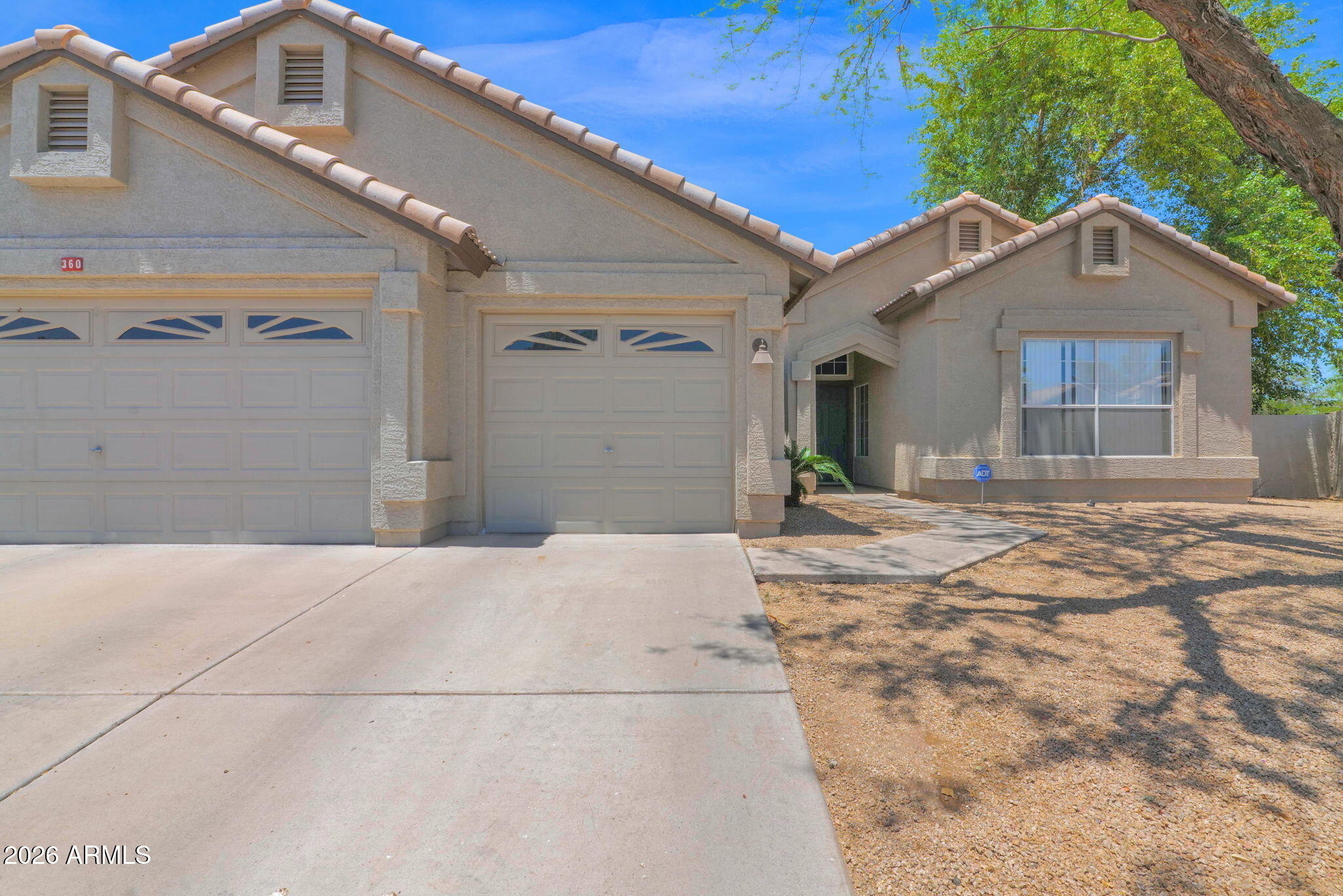 360 S PINEVIEW Drive