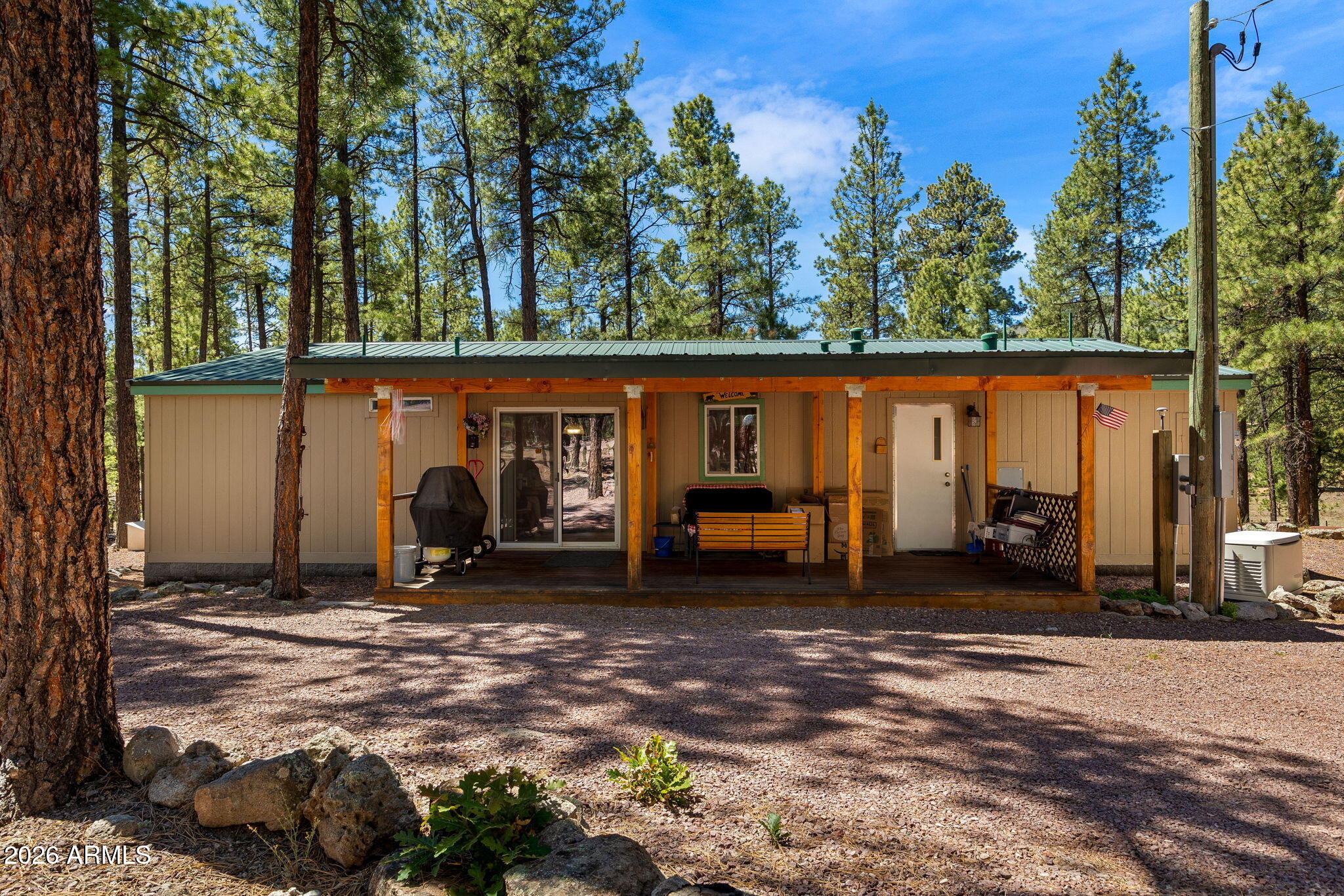 7 N COUNTY ROAD N2132 --