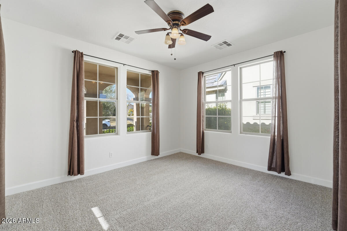 15391 W DREYFUS Street