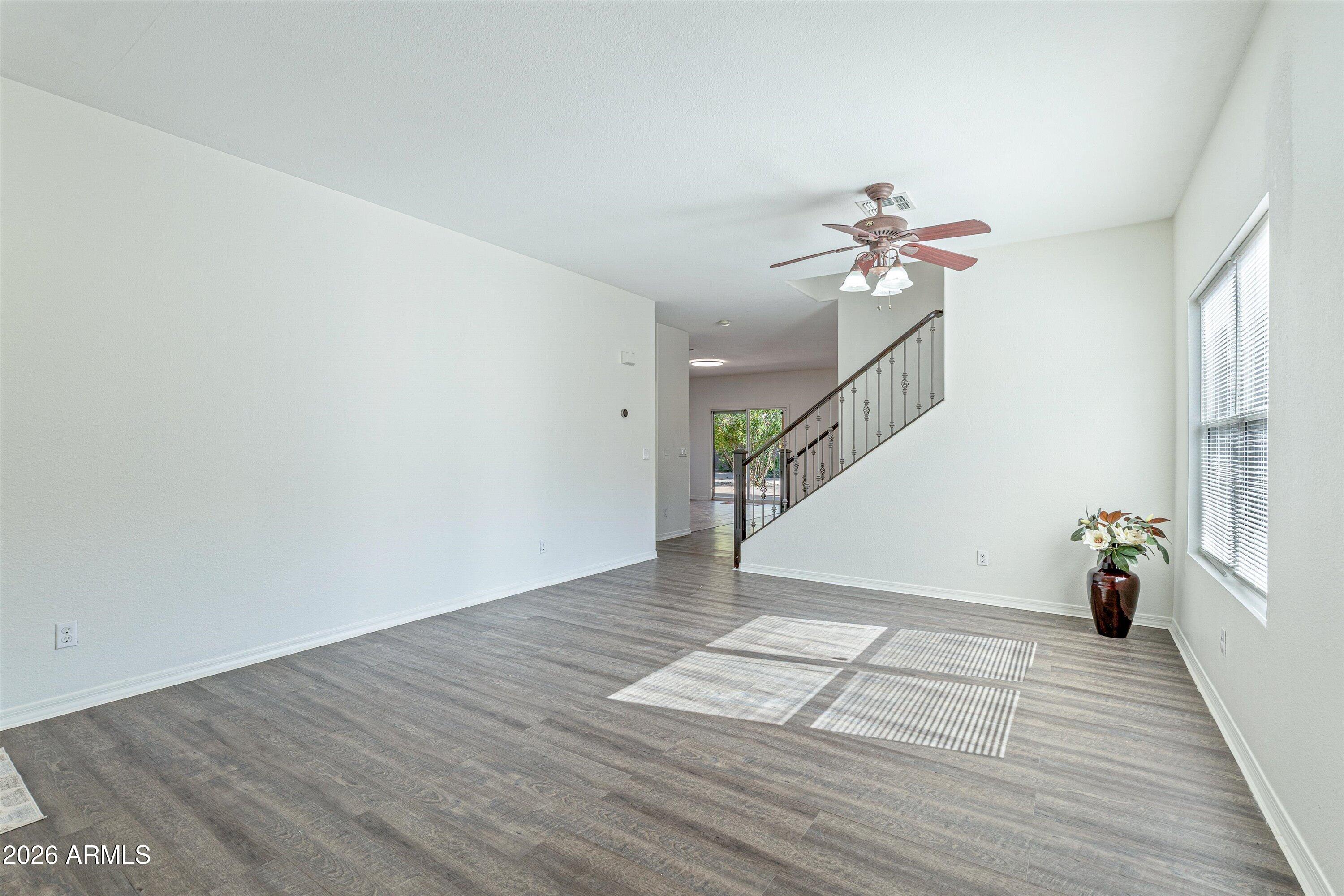 304 E WESTERN HEMLOCK Place